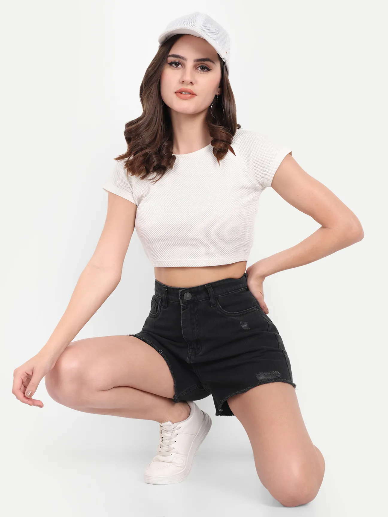 ecomm female shoot